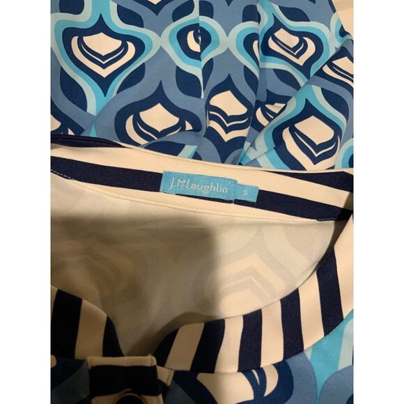 J. McLaughlin Blue & White Printed Pop-over Shirt, Size Small - Picture 7 of 7